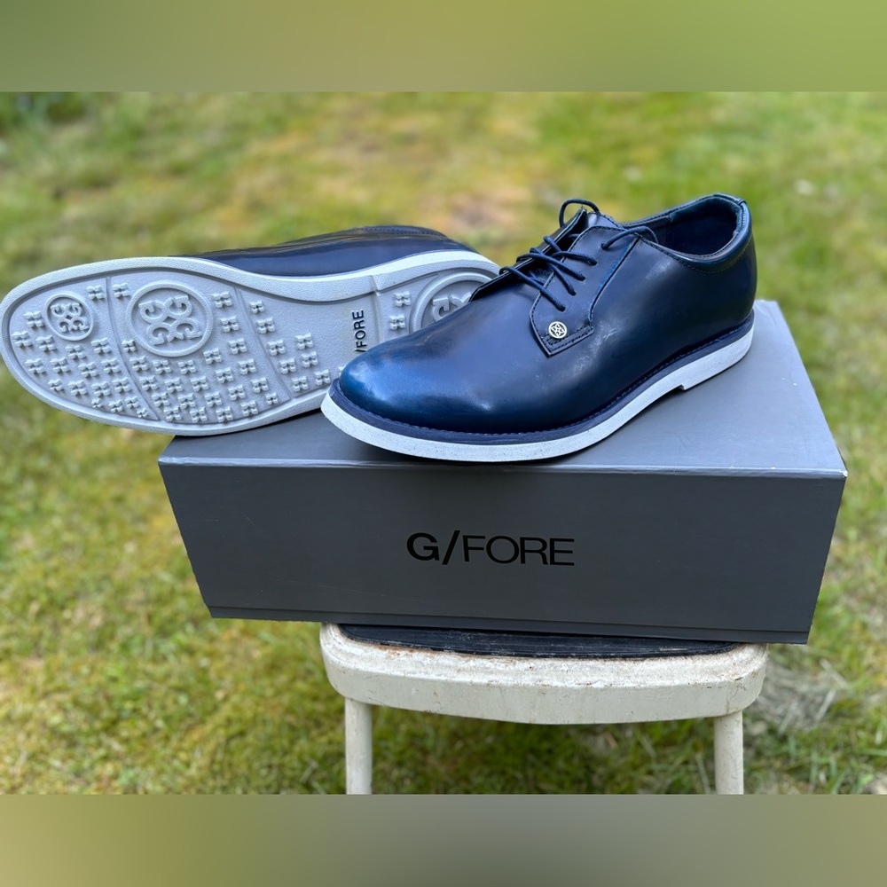 G/Fore golf shoes. Never been worn. Includes suede dust bag and box. Retail $350